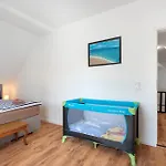 Oase Nyaraló